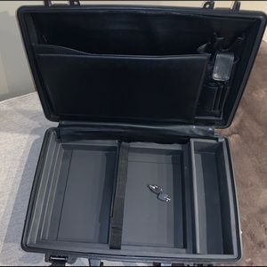 Pelican 1490 Refurbished Briefcase